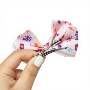 MUESTRA RETAIL H.E.R. Accesorios para el Cabello con Estampado de Princesa, Paquete de 7 Lazos para Niñas, Pinzas para el Cabello de 4 Pulgadas, Tipo Cocodrilo - Product Image 1