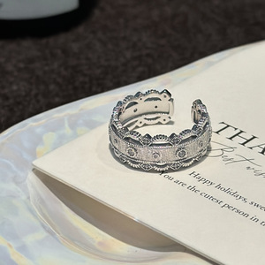 Anillo de Plata Pura S925 Estilo Palacio con Encaje, Anillo Abierto Simple de Estilo Antiguo Vintage, Diseño de Nicho con Patrón Geométrico con Detalles Naturales - Product Image 5