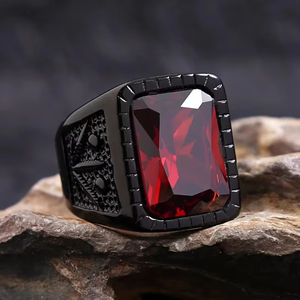 ZhuQian Toptan Alaşım Siyah Kırmızı Kristal Rhinestone Geometrik Oyma Desen Erkek Yüzükler Siyah Kaplama Trendy Parti Hediye Takı - Product Image 1