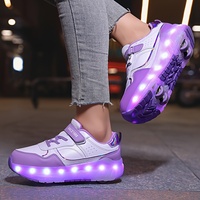 Nouvelles chaussures tendance pour hommes et femmes, chaussures de sport lumineuses à LED respirantes et à la mode, rollers à quatre roues