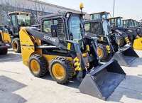 Chine Marque Mini Chargeur Petit Chargeur Frontal Skid Steer Loader Xc7-sr07 Xc740k avec 0.4m3 Seau Capacité 37kw Puissance
