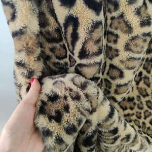 Couverture en fausse fourrure de lapin à imprimé léopard de luxe, douce et moelleuse, pour canapé et <span class=keywords><strong>lit</strong></span>, décoration écologique, couleurs personnalisées, utilisation en <span class=keywords><strong>voiture</strong></span>, pour filles - Product Image 6