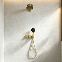 Système de douche mural encastré en laiton brossé doré avec douchette à main et 3 modes de jet pour salle de bain moderne