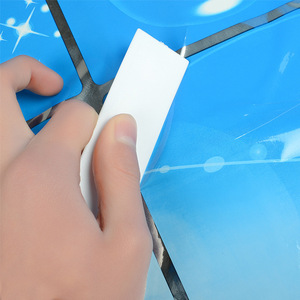 Racloir en plastique pour papier peint, outil pour le teintage des vitres de voiture et l'installation murale, racloir à écaillage pour usage en construction - Product Image 1