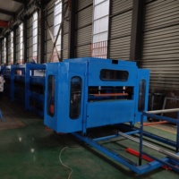 Machine à panneaux de toit sandwich en polyuréthane Pu Ligne de production de panneaux de porte sectionnelle Pir Pur Machine à panneaux sandwich