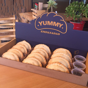 Scatole per Empanadas Personalizzate all'Ingrosso, Confezioni in Cartone Ondulato per Asporto con Scomparto per Salsa - Product Image 2