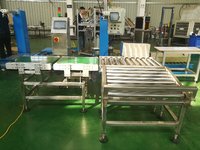 Trieuse de poids à bande en acier inoxydable de grande capacité pour les fruits de mer, la viande de poisson et la volaille.