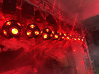 Treuil de levage LED DMX Kinetic Football Full Color Beam Light pour Disco