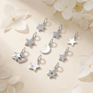 Vente en gros de pendentifs en argent sterling 925 avec charme en CZ pour la fabrication de bijoux, designs personnalisés de symboles de croix porte-bonheur - Product Image 2