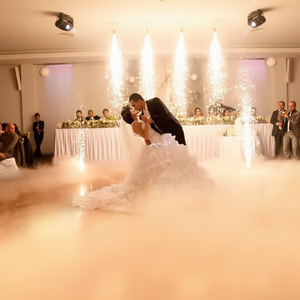 Fuegos Artificiales Publicitarios Personalizables Marca VI, Efectos de Chispas Multicolor, Carcasas de Exhibición para Espectáculos Aéreos, Aniversarios - Product Image 1