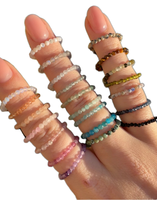Boho Mini Naturstein-Perlenring, elastisch, handgefertigt, mehrlagig, stapelbar, Kristallring für den Alltag