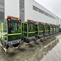 Balayeuse industrielle lourde à moteur diesel pour le nettoyage des routes et des sols extérieurs