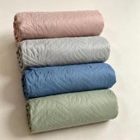 Lot de deux taies d'oreiller douces en polyester gris, motif végétal plissé, 500 fils, style américain, pour la maison et l'hôpital