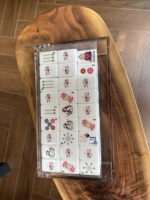 Jeu de Mahjong Américain Standard 160 Pièces avec Motif Chat et Pelotes de Fil, Ensemble de Jeu de Société avec Supports, Tapis et Boîtes de Rangement en Option