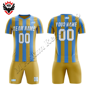 Uniforme de Fútbol Personalizado al por Mayor con Diseño Sublimado para Hombre, 100% Poliéster, 220 g/m² - Product Image 3