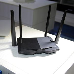 Nuevo Router WiFi Inteligente Tenda AC1200 <span class=keywords><strong>de</strong></span> Doble Banda con 4 Antenas para Uso Doméstico, Gigabit Ethernet (AC10) - Product Image 6