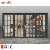 Conceptions modernes personnalisées maison hôtel villa intérieur salon patio porte coulissante en verre aluminium résistant au soleil avec store