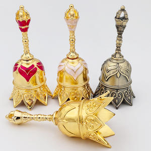 Cloches à main, sonnerie de cloche, cloches Donkey Kong, cloches d'église du Temple, cloches de vieil homme, ornements de cloche de Noël - Product Image 1