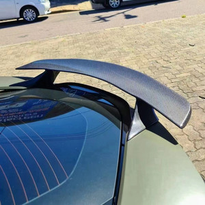 Kit carrosserie en fibre de carbone pour I8 avec lèvre avant autocollante, diffuseur, spoiler, jupes latérales et accessoires – État neuf - Product Image 3