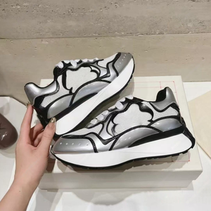 White thick-soled sports <b>shoes</b>, with mesh upper, lacing design, breathable design, round toe design, suitable for all seasons. - Product Image 2
