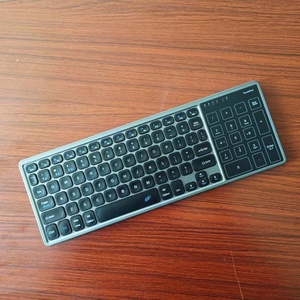 Clavier sans fil rétroéclairé fin rechargeable multi-appareils BT avec pavé numérique pour <span class=keywords><strong>Mac</strong></span> Windows I.OS Ordinateur Tablette Ordinateur portable - Product Image 6