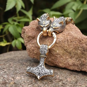 Lujo alta calidad cabeza <span class=keywords><strong>de</strong></span> <span class=keywords><strong>Lobo</strong></span> <span class=keywords><strong>dos</strong></span> tonos emperador collar vikingo oro Thor martillo Acero inoxidable encanto fresco hombres colgante - Product Image 4
