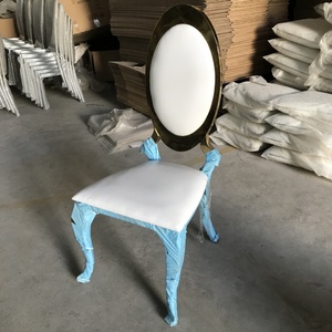 Chaise King de luxe pour hôtel Chaise Queen Chaise trône de mariage blanc avec garniture dorée pour les mariés - Product Image 6