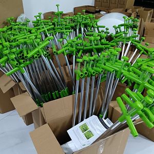 Estrattore di erbacce in metallo con manico lungo - Product Image 4