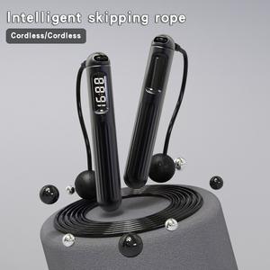 Cuerda para saltar con contador electrónico inteligente, 88cm, material ABS, equipo de fitness unisex con contador para ejercicio en interiores - Product Image 5