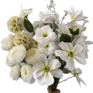 Composizioni Floreali Artificiali Serie Bianca - Rose, Gigli, Tulipani e Ortensie per Oggetti di Scena Fotografici e Decorazioni per la Casa - Product Image 5