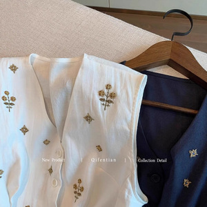 Women's 3D Embroidered Sleeveless Vest White Navy Blue V-Neck Breathable Summer Fashion Top Loose Fit Buttons Floral - Product Image 3