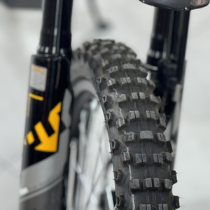 Moto électrique tout-terrain Sur-Ron Light Bee X 60V 40Ah 6kW à charge rapide, vitesse maximale de 75 km/h, moto électrique tout-terrain pour adultes, vélo électrique - Product Image 4