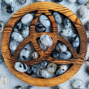 Pierre de poche en quartz de tourmaline <span class=keywords><strong>noire</strong></span> cristalline de haute qualité, pierre naturelle roulée, pierre de guérison, vente chaude de l'usine Yinglai - Product Image 2