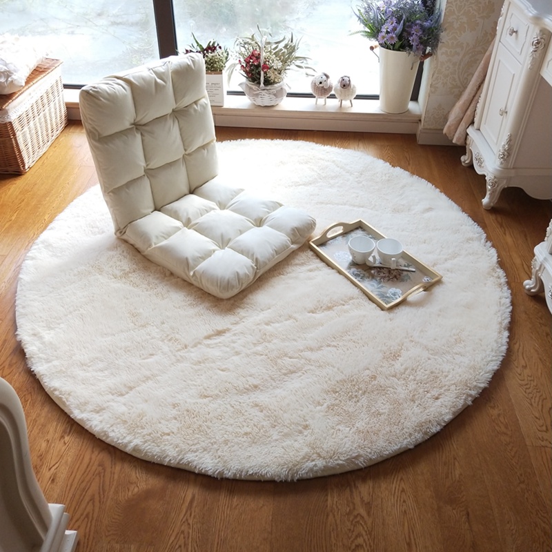 Round-Milky White