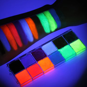 Pittura Fluorescente Artistica a Base d'Acqua Super Luminosa per Eventi Sportivi e Trucco per Tifosi - Product Image 1