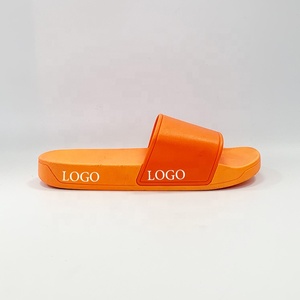 <span class=keywords><strong>Ciabatte</strong></span> da Spiaggia Casual in PVC con Personalizzazione in Rilievo, Infradito e Sandali Piatti in Gomma per Uomo - Product Image 6