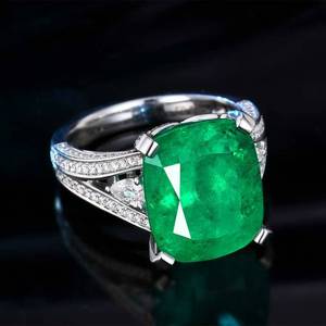Anillo de Esmeralda Colombiana Natural de Grado Coleccionista de 9.92CT con 194 Piezas de Diamantes de Alta Calidad, Joyería Fina de Lujo - Product Image 4