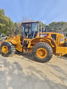 รถตักล้อยาง Caterpillar 966H มือสองยอดนิยม นำเข้าจากญี่ปุ่นแท้ พร้อมโหลดหน้า รับน้ำหนักได้ 6 ตัน กำลังลดราคา - Product Image 3
