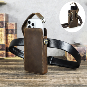 Sac de téléphone en cuir Crazy Horse minimaliste fait main pour homme, convertible en bandoulière ou sac banane avec étui de téléphone sécurisé à fermoir métallique - Product Image 1