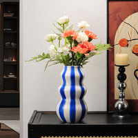 Vase en céramique rétro nordique à rayures, décoration moderne pour la maison, centre de table pour salon, arrangement floral