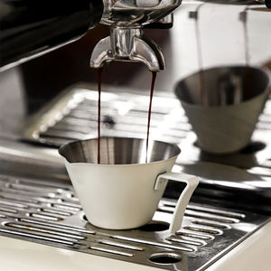 Grosir cangkir Espresso Mini putih dengan cerat baja tahan karat gelas pengukur dosis Espresso Aksesori Kopi - Product Image 2