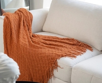 Moderner Landhaus-Stil Karierte Strick-Sofadecke Bettdecke Einweg Geometrisches Muster 100% Polyester für Frühling Sommer Gästehaus