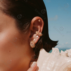 Gemnel - Pendientes de Aro Redondos Huecos de Plata de Ley 925 con Baño de Oro de Lujo y Circonitas Pavé, Atractivos y Elegantes - Product Image 2