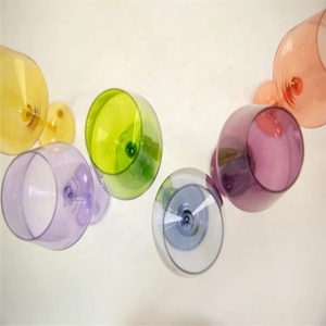 Lunettes <span class=keywords><strong>à</strong></span> vin avec tige différentes, colorées, pour la maison, mariage, vente en gros, unités - Product Image 3
