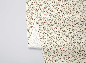 Tela Estampada 100% Algodón con Diseño de Pequeñas Flores Rojas para Ropa de Cama de Bebé - Product Image 5