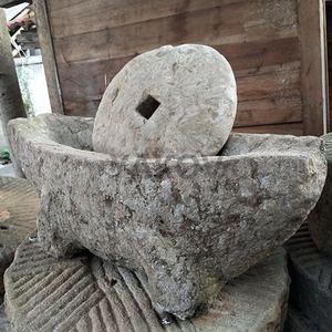 Rouleau de meunerie antique en <span class=keywords><strong>pierre</strong></span> de forme de pièce de monnaie chinoise ancienne récupérée - Product Image 2