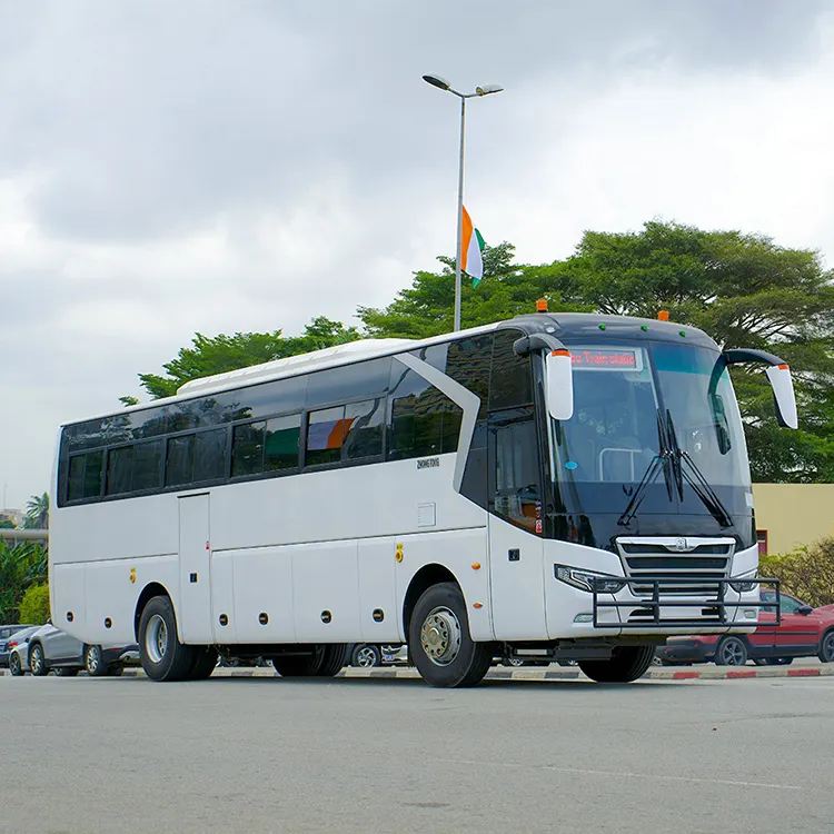 65 Zhong Tong Zhongtong Bus Eurtoysdiesel 12 คู่มือมือซ้าย 120 รถบัสและโค้ชมือสอง Lhd รถบัสโดยสารขนส่งจีน