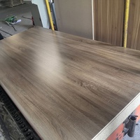 Panneau de particules mélaminé de plus grande taille 2100*3600mm 12mm 15mm 18mm Produit par l'usine de Linyi