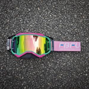 Lunettes de moto transparentes anti-vent et anti-poussière avec logo personnalisé, anti-buée, UV400, motocross MX, réglables, légères, pour le cyclisme et les sports - Product Image 6