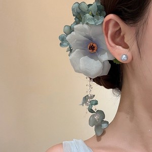 Élégante grappe de fleurs artificielles pour cheveux, accessoires de mariée pour coiffures chignon, pinces à cheveux pour usage quotidien et vacances à la plage - Product Image 3